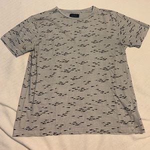 Men’s Fish tee